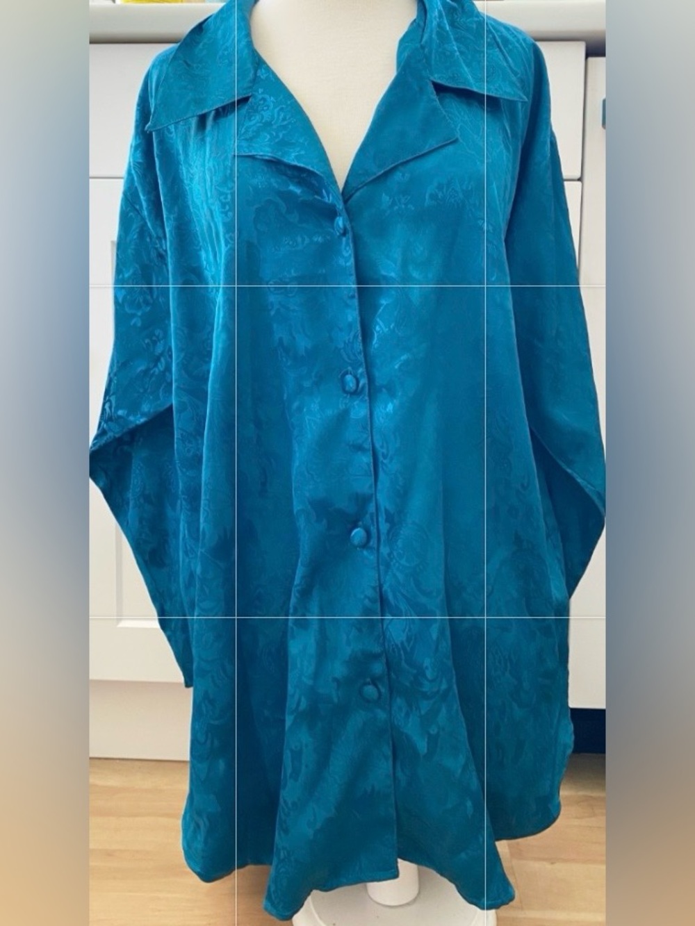 Vintage Victoria's Secret Gold Label Satin Button Down Floral Top P/S blue NWT